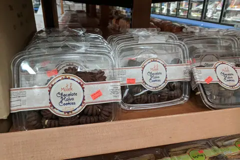 McQueens Deli & Bakery photo 1
